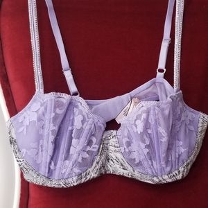 Victoria's secret bra
